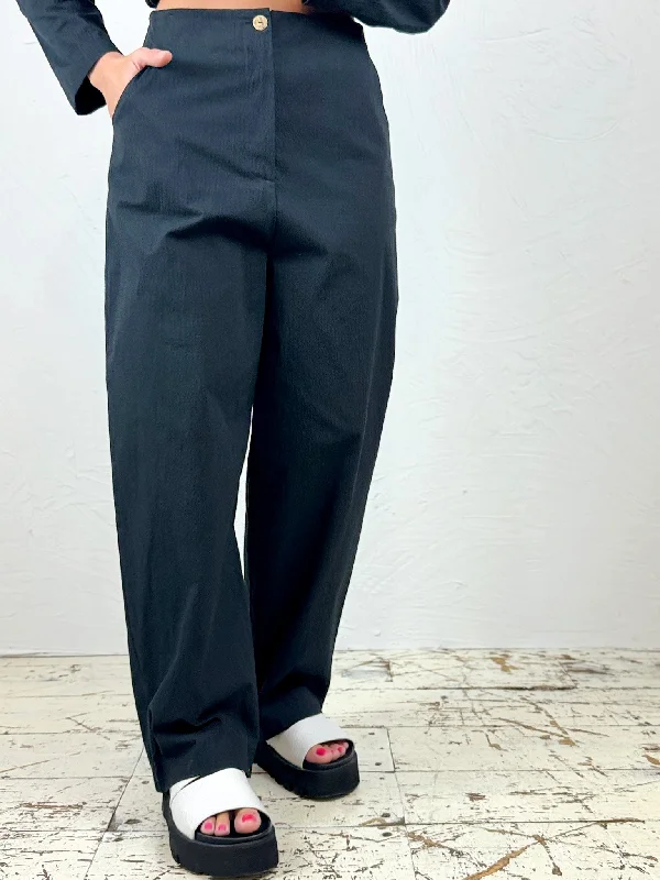 Newport Black Barrel Trousers Trousers sophisticated sleek Trousers sophisticated sleek