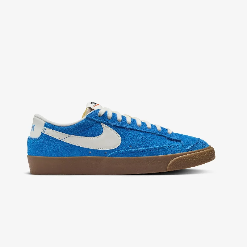 Nike | WMN'S BLAZER LOW '77 VINTAGE { PHOTO BLUE/SAIL-GUM MED BROWN-BLACK Women's Banquet Suit