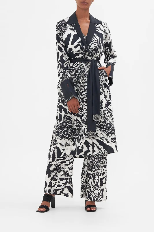 SPLIT CUFF SOFT COAT FELINE FANTASY Coat Overcoat Trench Coat