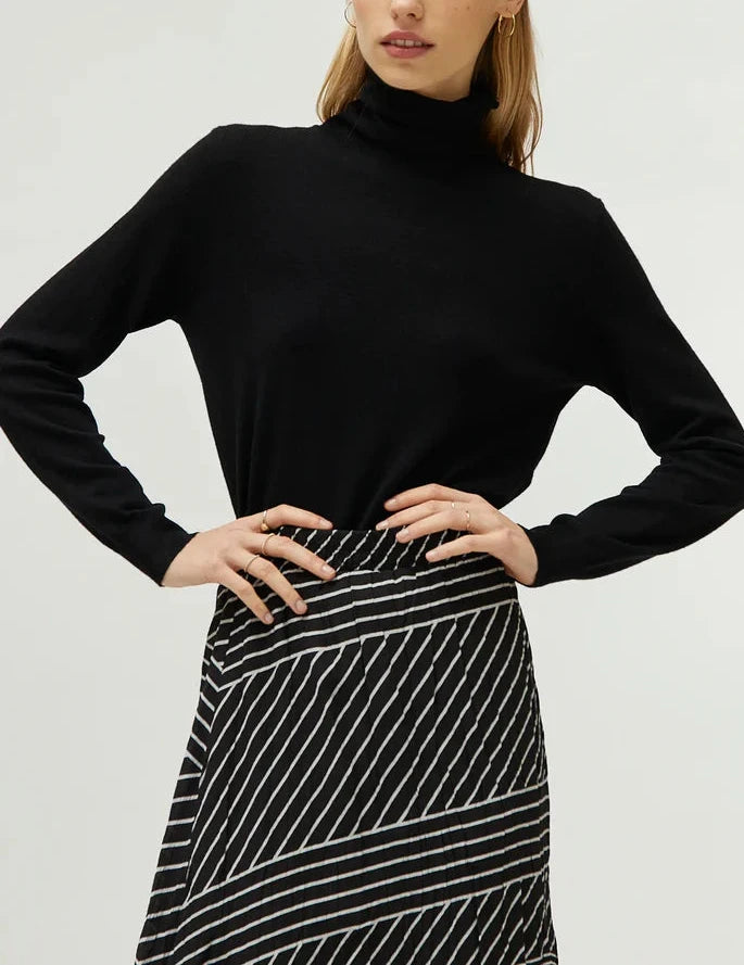 Cara Knit Top in Black Boat Neck Knit Top