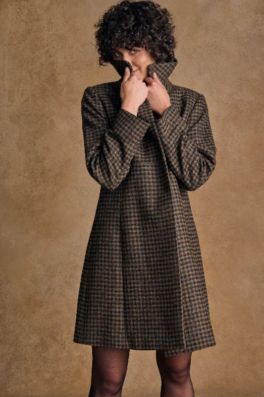 Aimee Tweed Coat - Earth Check Front Pockets Side Pockets Patch Pockets