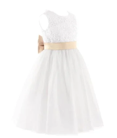 G20201. Off white lace and tulle flower girl, communion, party dress. Age 8 and 10. Tunics Top rated