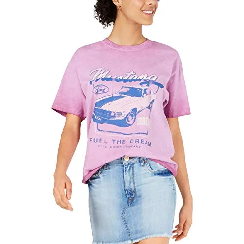 Cotton Graphic T-Shirt Front Pockets Side Pockets Patch Pockets Front Pockets Side Pockets Patch Pockets Cotton Graphic T-Shirt Front Pockets Side Pockets Patch Pockets Front Pockets Side Pockets Patch Pockets