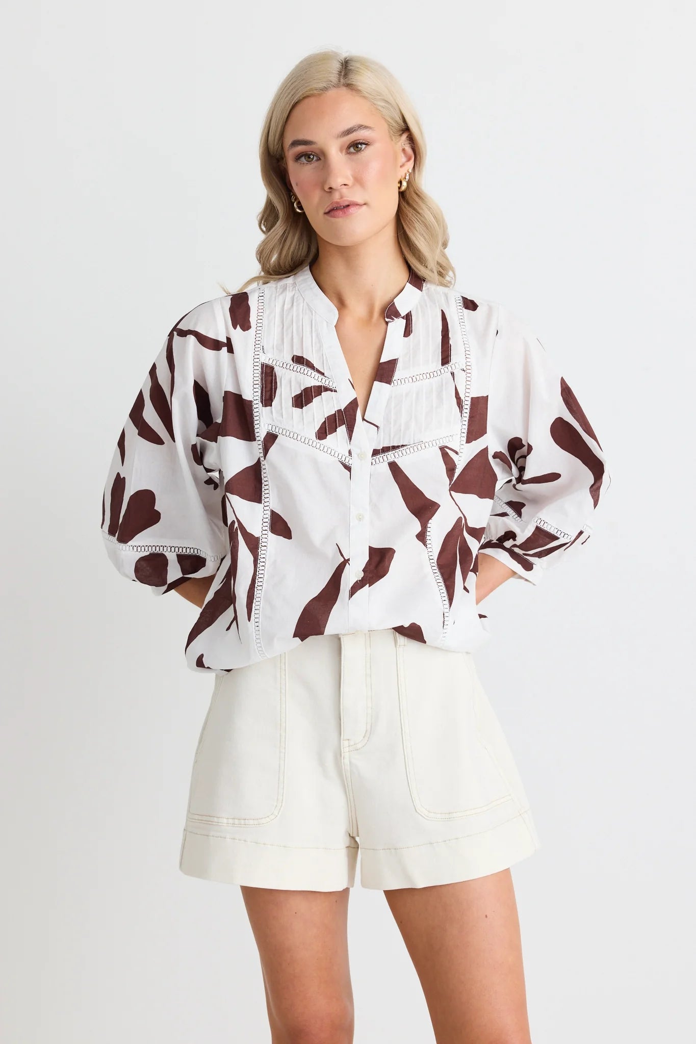 Ornamental Leaves SS Shirt Chocolate Fleece Nylon Spandex Fleece Nylon Spandex