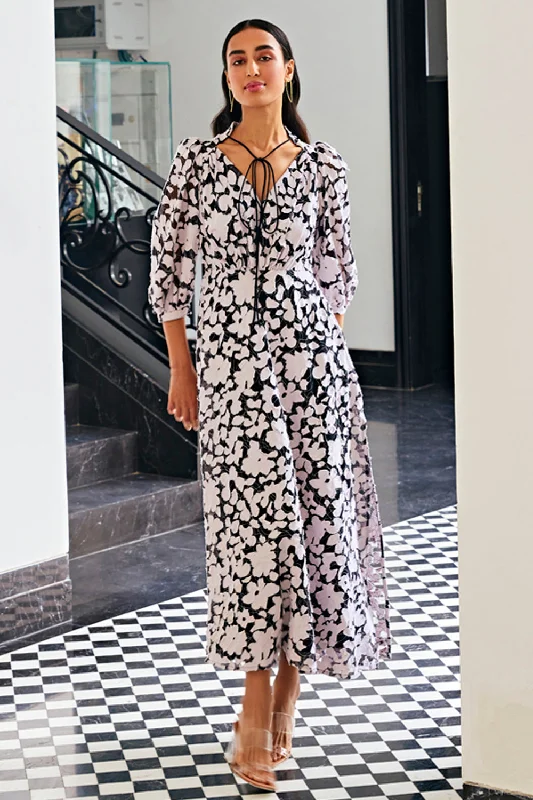 3D Flower Contrast Dress